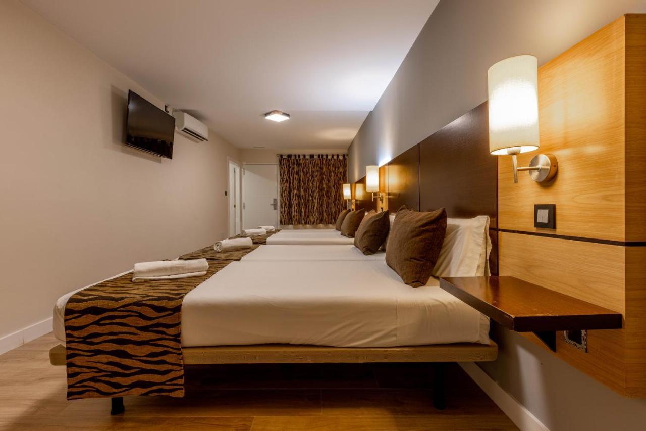 Hotel Copacabana Tarifa Beach Buitenkant foto